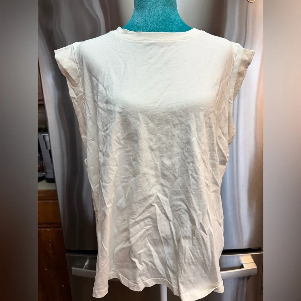 Women's Cream Sleeveless Muscle Tee - Picture 1 of 3